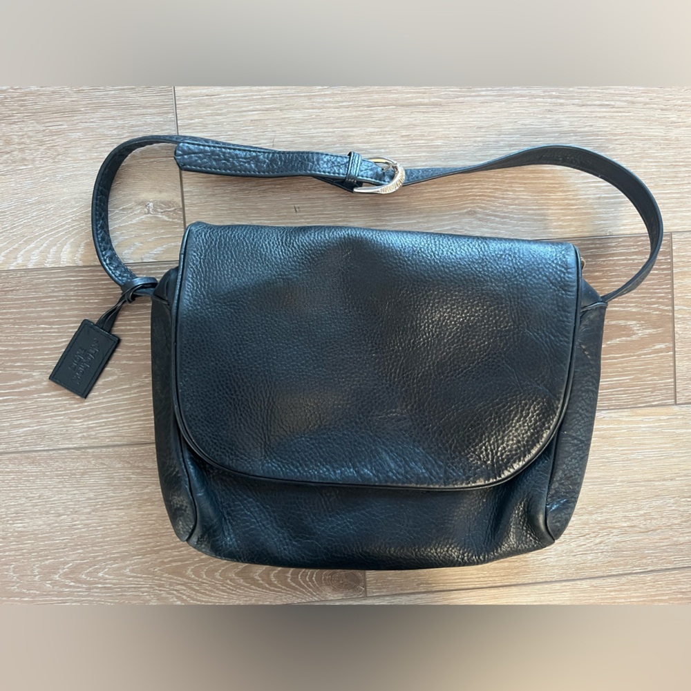 Stone Mountain Black Leather Shoulder Bag Purse
